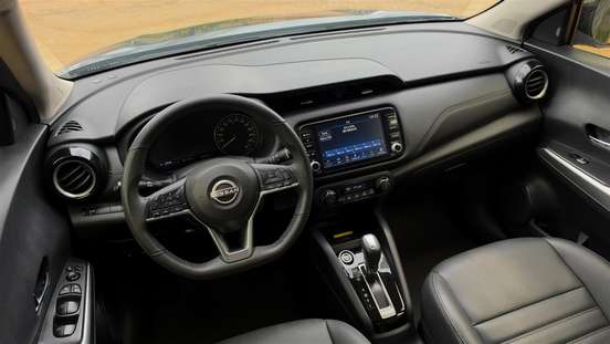 NISSAN-KICKS-2023