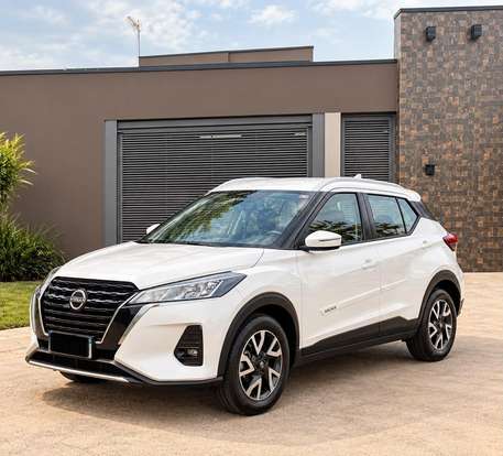 NISSAN-KICKS-2023