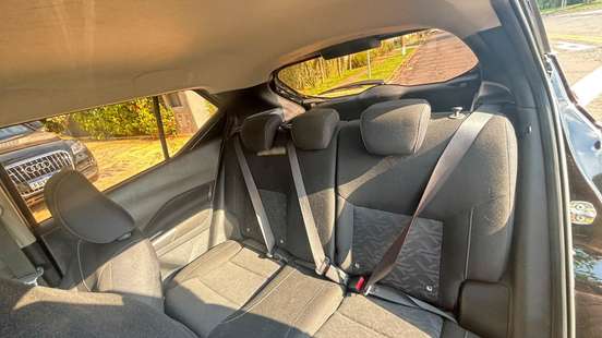 NISSAN-KICKS PLAY-2025