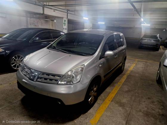 NISSAN LIVINA 1.8 SL 16V FLEX 4P AUTOMÁTICO