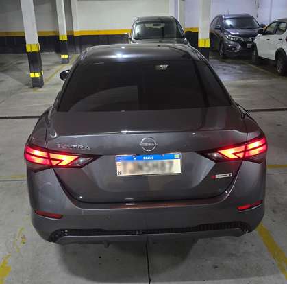 NISSAN-SENTRA-2024