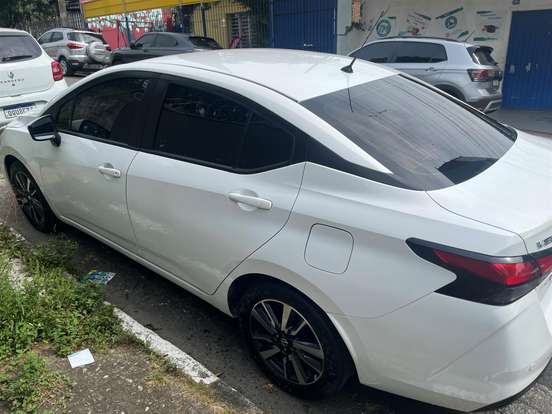 NISSAN-VERSA-2023