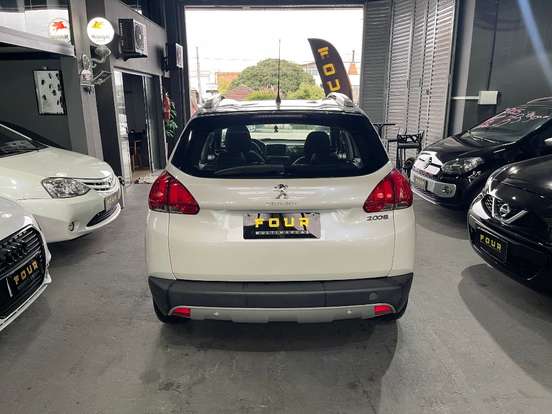 PEUGEOT-2008-2016