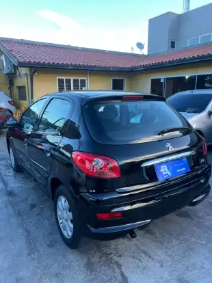 PEUGEOT-207-2010