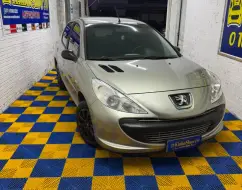 PEUGEOT 207 1.4 XR 8V FLEX 4P MANUAL PEUGEOT 207 1.4 XR 8V FLEX 4P MANUAL