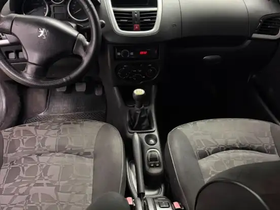 PEUGEOT-207-1.4 XR 8V FLEX 4P MANUAL PEUGEOT-207-2010