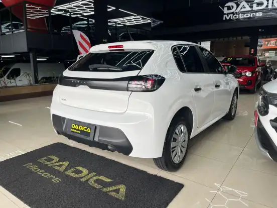 PEUGEOT-208-2023