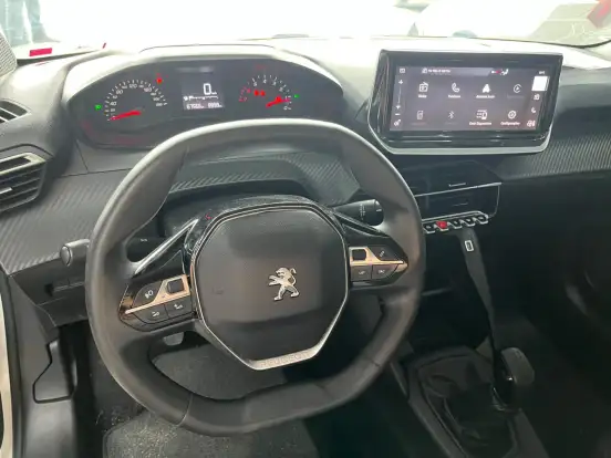 PEUGEOT-208-2023