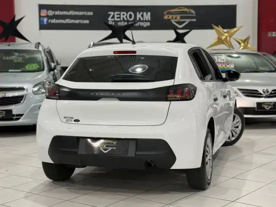 PEUGEOT-208-2023