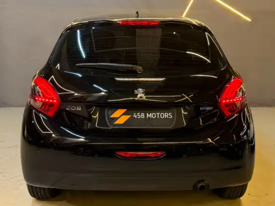 PEUGEOT-208-2017