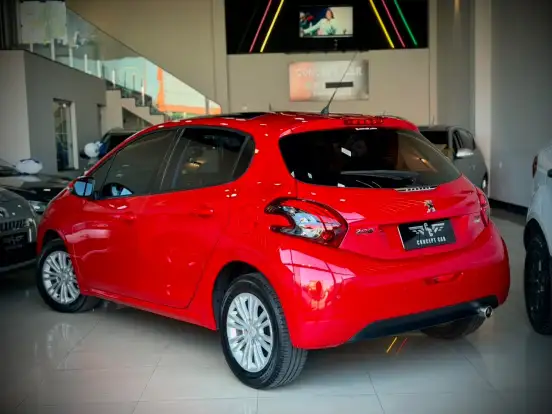 PEUGEOT-208-2017