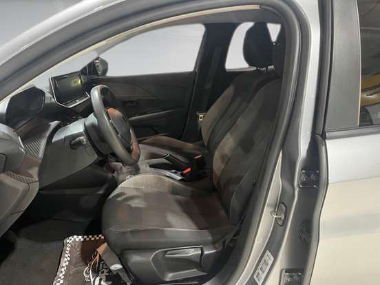 PEUGEOT-208-2024