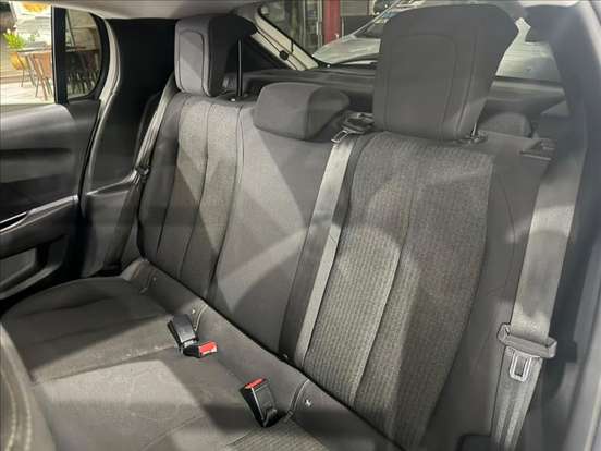 PEUGEOT-208-2023