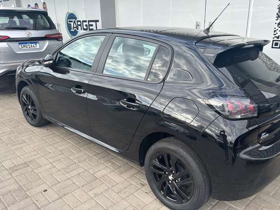 PEUGEOT-208-2022
