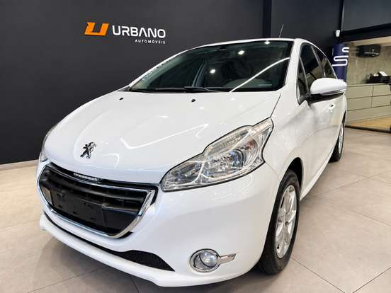 PEUGEOT-208-2015
