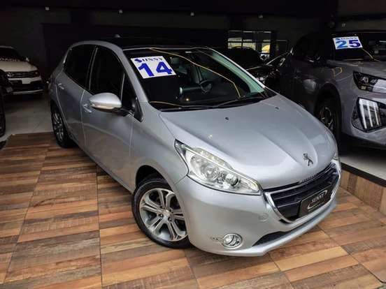PEUGEOT-208-2013