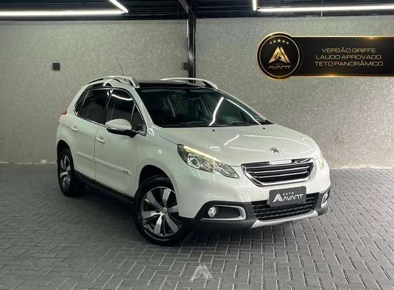 PEUGEOT-208-2017