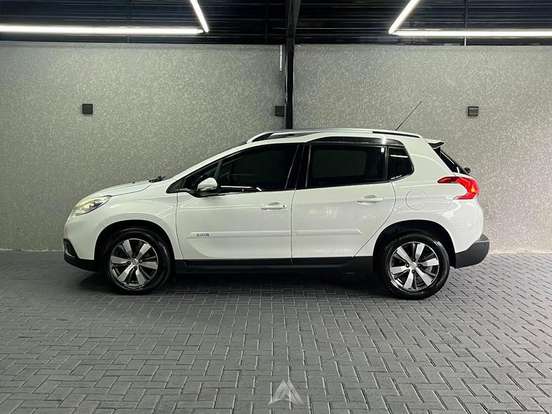 PEUGEOT-208-1.6 GRIFFE 16V FLEX 4P AUTOMÁTICO PEUGEOT-208-2017