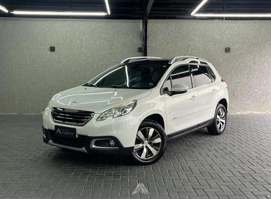 PEUGEOT-208-2017