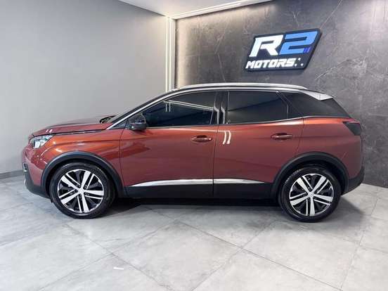 PEUGEOT-3008-2018