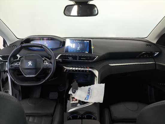 PEUGEOT-3008-2019