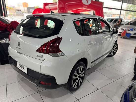 PEUGEOT-3008-2015