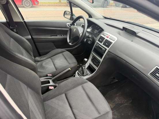 PEUGEOT-307-2008