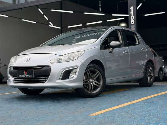 PEUGEOT-308-1.6 GRIFFE THP 16V GASOLINA 4P AUTOMÁTICO PEUGEOT-308-2013
