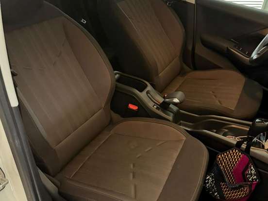 PEUGEOT-2008-1.6 16V FLEX GRIFFE 4P AUTOMÁTICO PEUGEOT-2008-2018