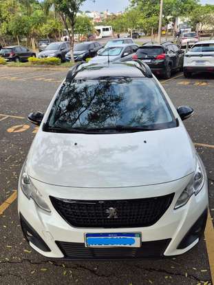 PEUGEOT-2008-2019