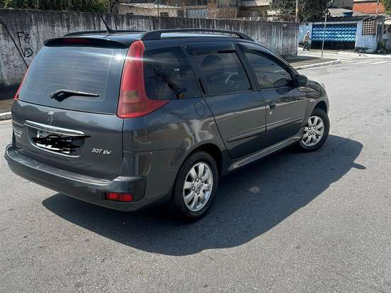 PEUGEOT-207-1.4 XR SPORT SW 8V FLEX 4P MANUAL PEUGEOT-207-2010