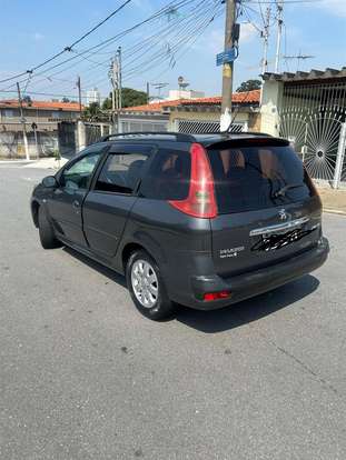 PEUGEOT-207-2010