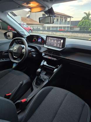 PEUGEOT-208-2025