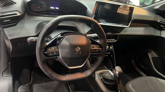 PEUGEOT-208-2024