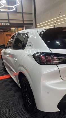 PEUGEOT-208-2024