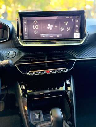 PEUGEOT-208-2025