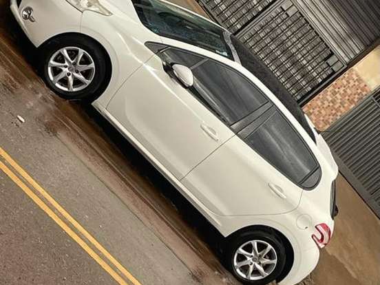 PEUGEOT-208-1.5 ALLURE 8V FLEX 4P MANUAL PEUGEOT-208-2014