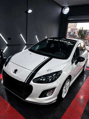 PEUGEOT-308-2012
