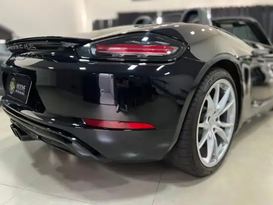 PORSCHE-718-2024