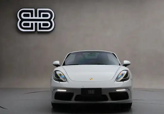 PORSCHE-718-2021