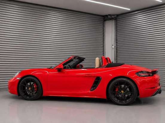 PORSCHE-718-2019