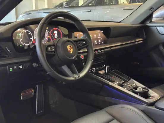 PORSCHE-911-2024