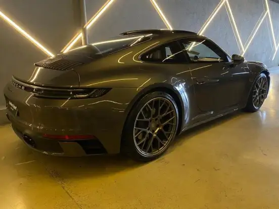 PORSCHE-911-2024
