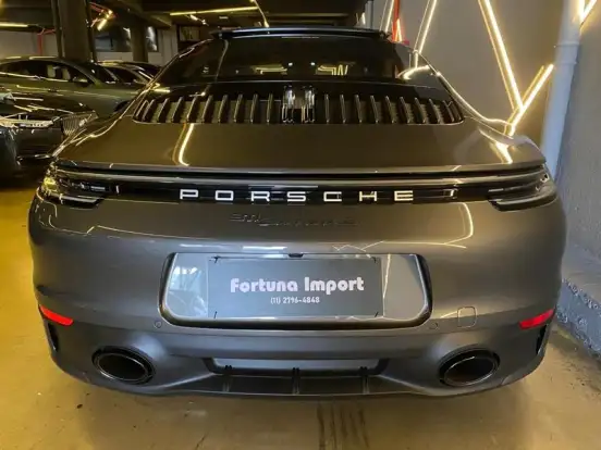 PORSCHE-911-2024