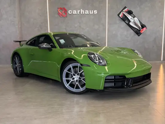 PORSCHE-911-2025