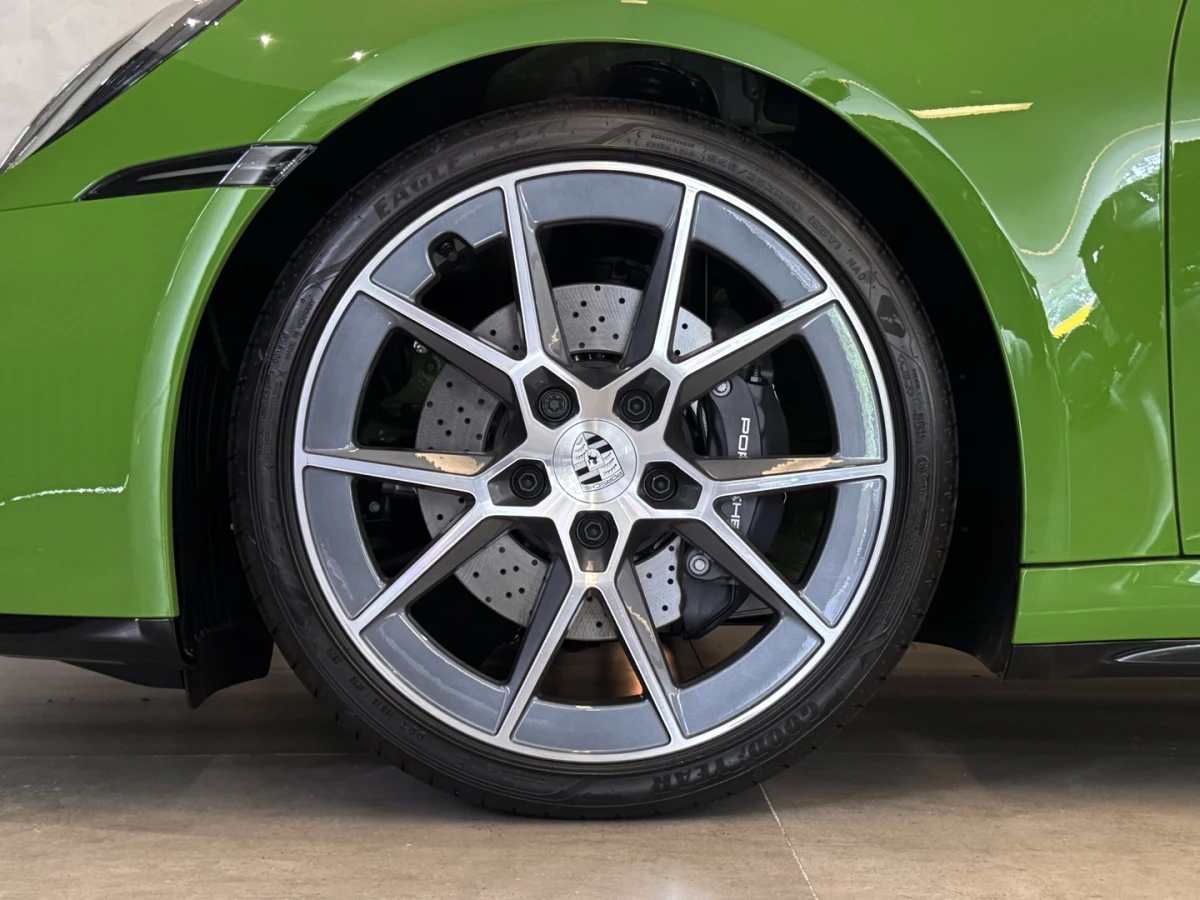 Porsche 911 — foto 9
