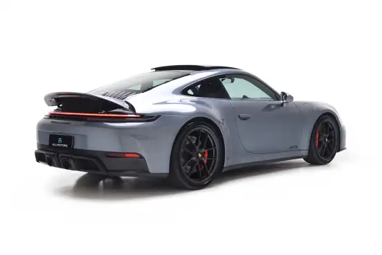 PORSCHE-911-2025
