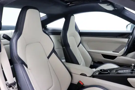 PORSCHE-911-2025