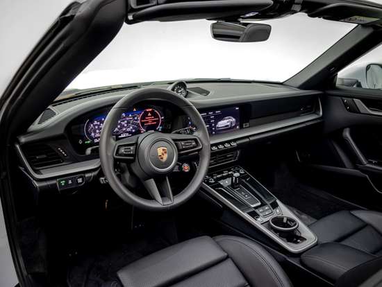 PORSCHE-911-2025