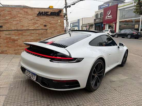 PORSCHE-911-2020